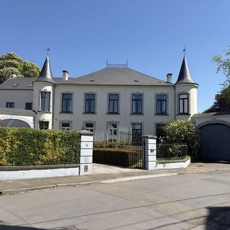 Chateau Entierement Privatise
