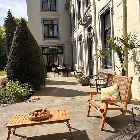 Chateau Entierement Privatise * Hannut