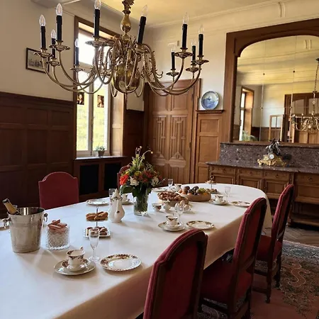 Chateau Entierement Privatise *